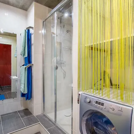 Urbain Kalipe Apartment